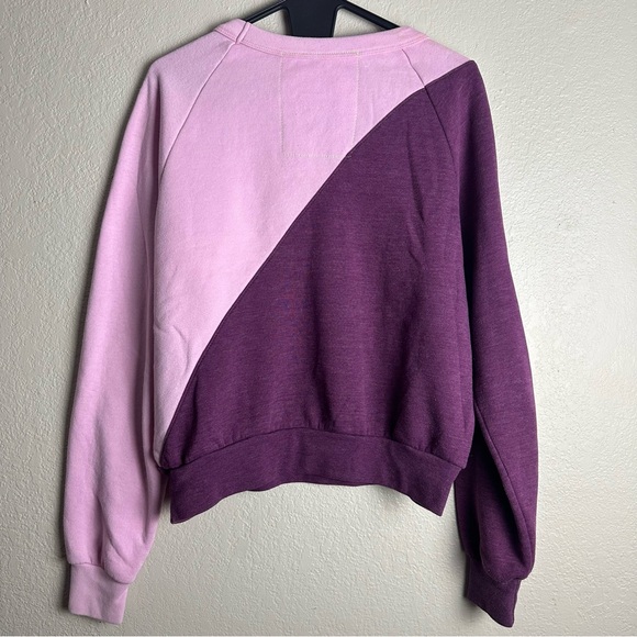 Rare Aviator Nation Crewneck Purple Colorblock lightning bolt Sweater size M - Picture 6 of 10